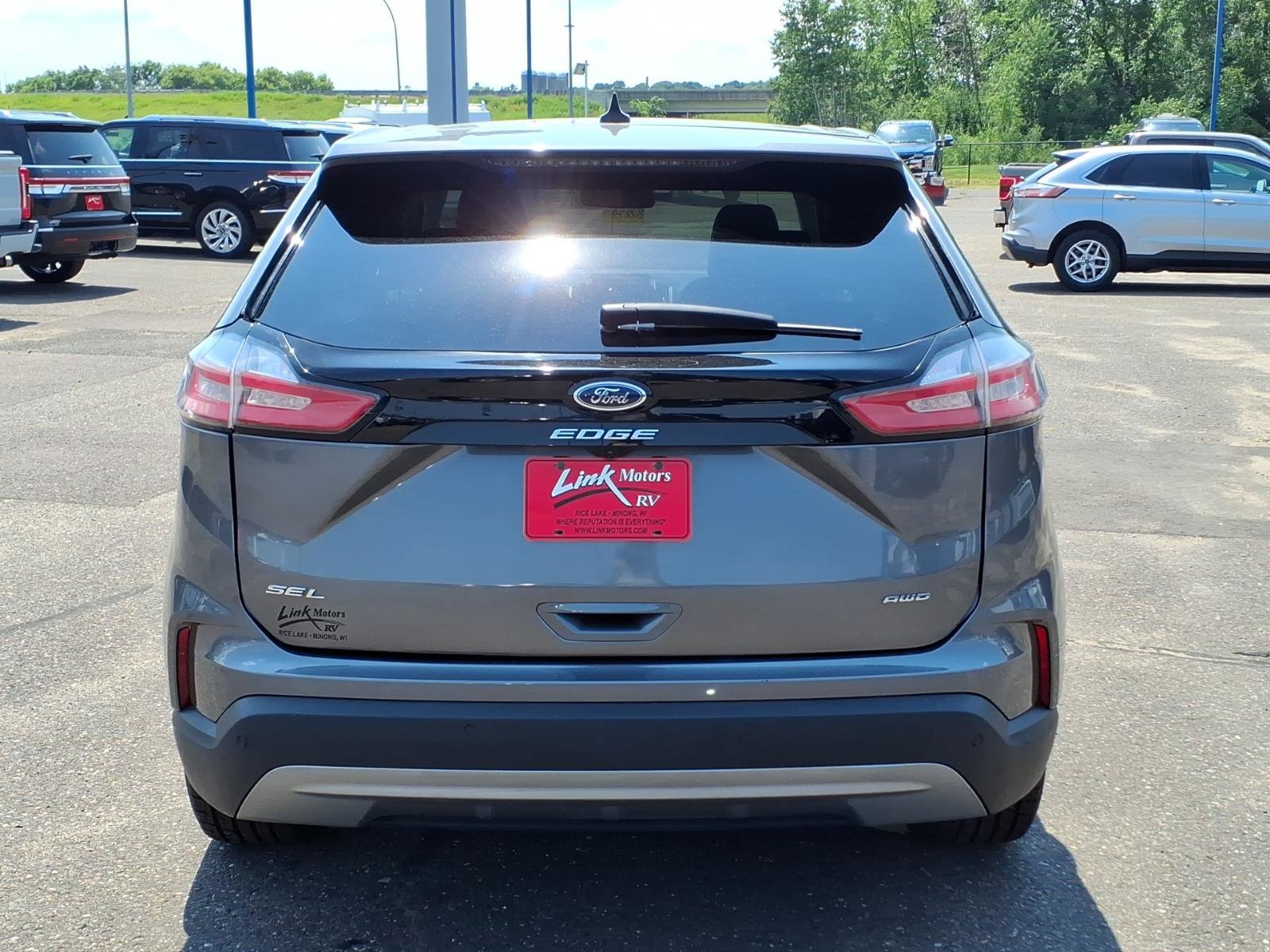 Certified 2024 Ford Edge SEL AWD/4WD image 4