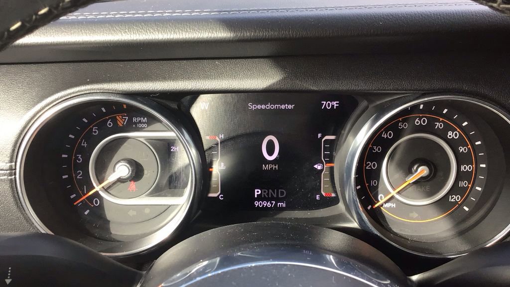 Used 2020 Jeep Gladiator Overland image 22