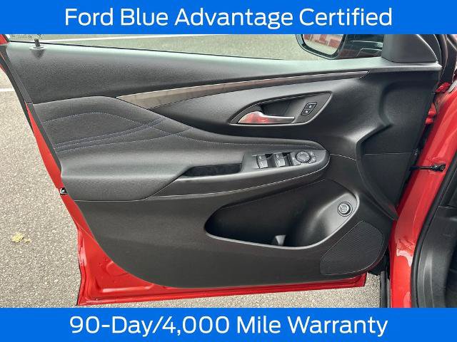Used 2024 Buick Envista Sport Touring w/ Convenience I Package FWD image 12