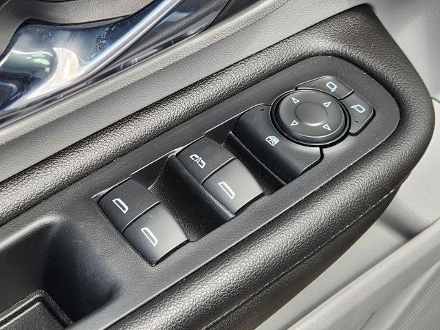 Used 2024 GMC Terrain SLE w/ Fleet Convenience Package FWD image 23