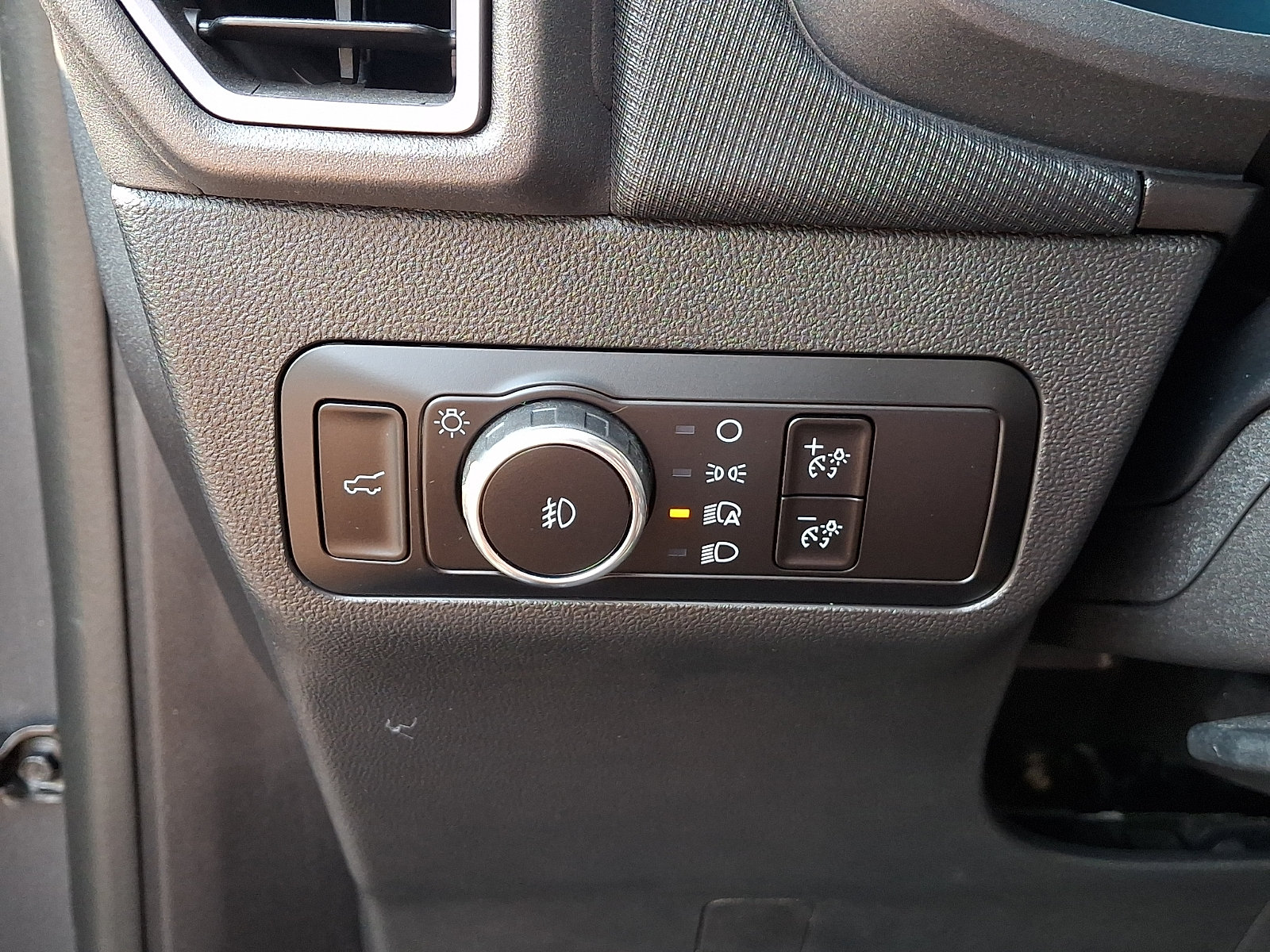 Certified 2025 Ford Bronco Sport Outer Banks w/ Outer Banks Tech Package+ AWD/4WD image 27