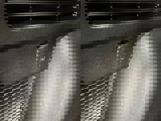 Certified 2024 Ford Escape Platinum image 37