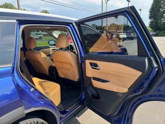 Used 2021 Nissan Rogue Platinum AWD/4WD image 17