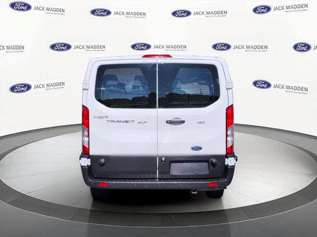 Certified 2024 Ford Transit 350 XLT RWD image 4