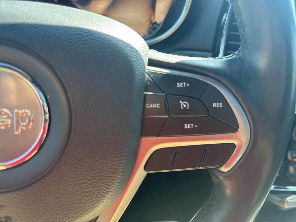 Used 2019 Jeep Grand Cherokee Altitude AWD/4WD image 19