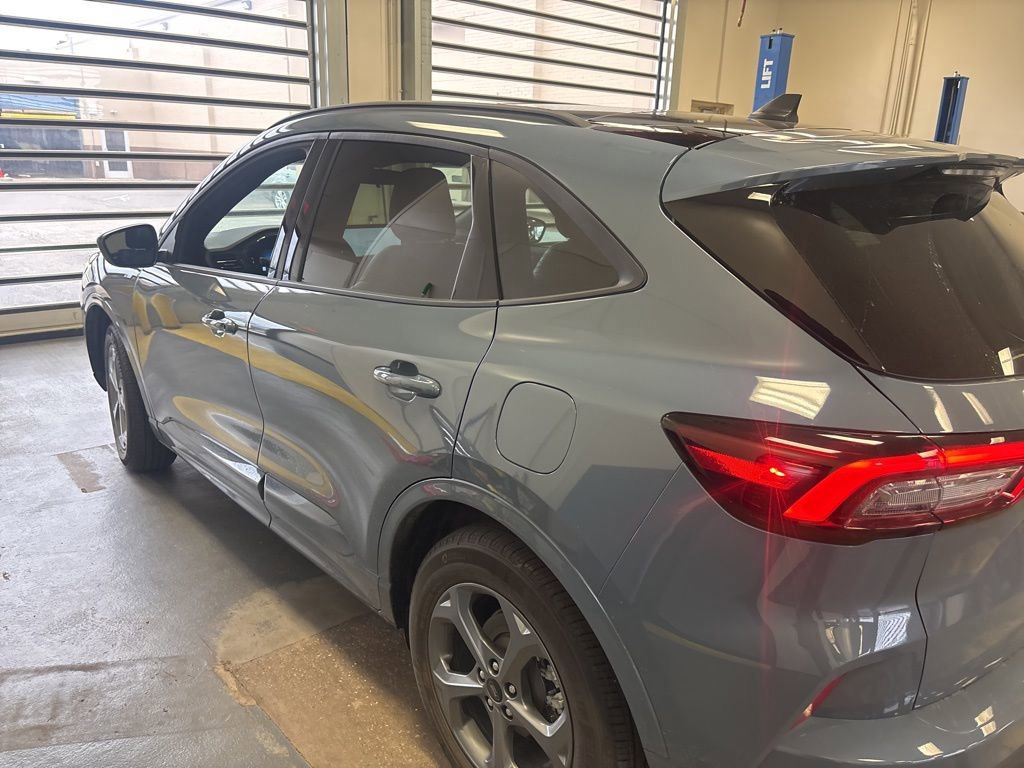 Certified 2024 Ford Escape ST-Line w/ Tech Pack #1 image 2