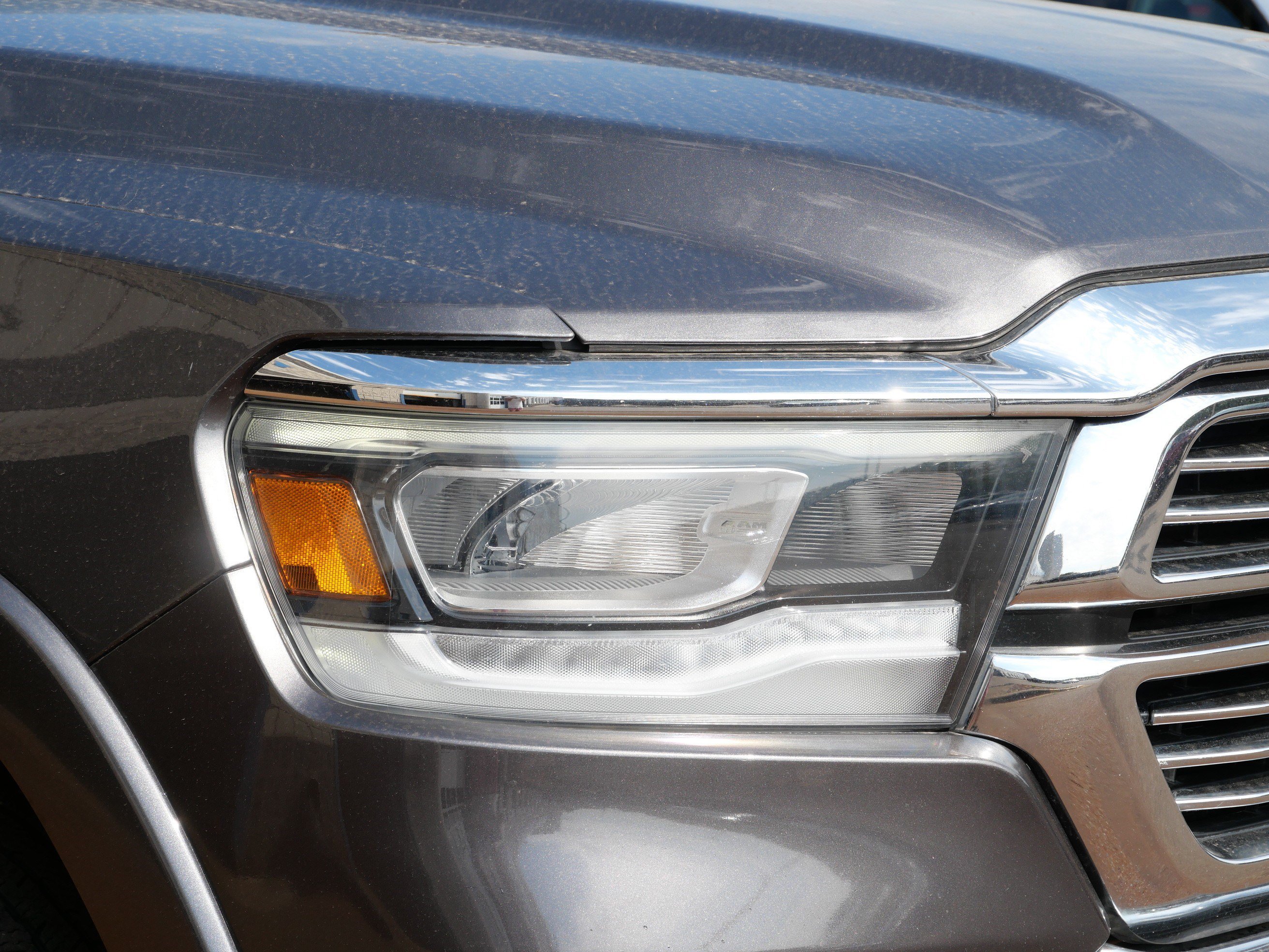 Used 2021 RAM 1500 Laramie AWD/4WD image 16