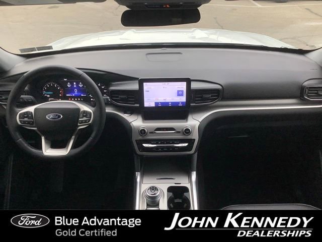 Certified 2023 Ford Explorer XLT w/ Equipment Group 202A image 18