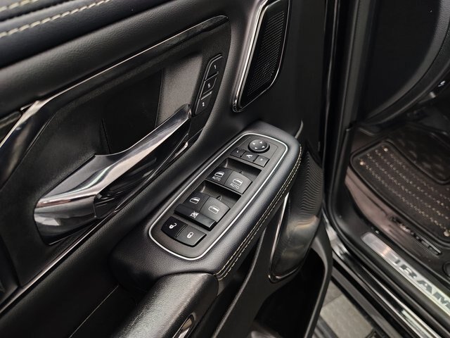 Used 2024 RAM 1500 Limited AWD/4WD image 25
