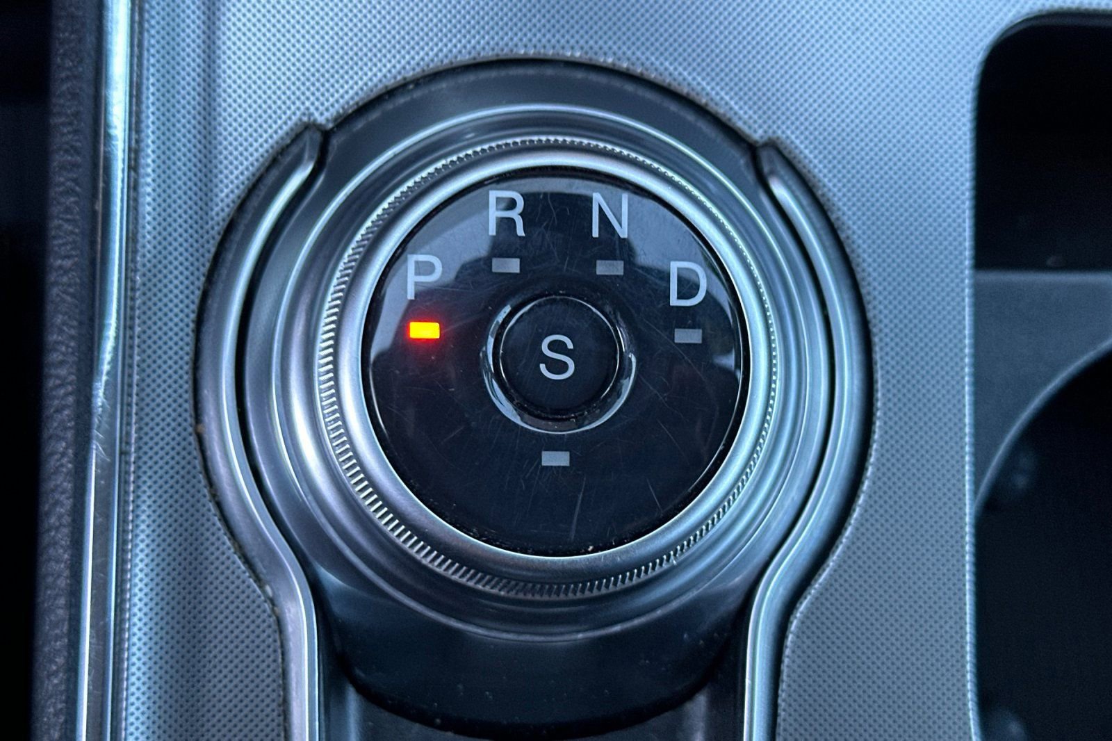 Certified 2024 Ford Edge Titanium image 23