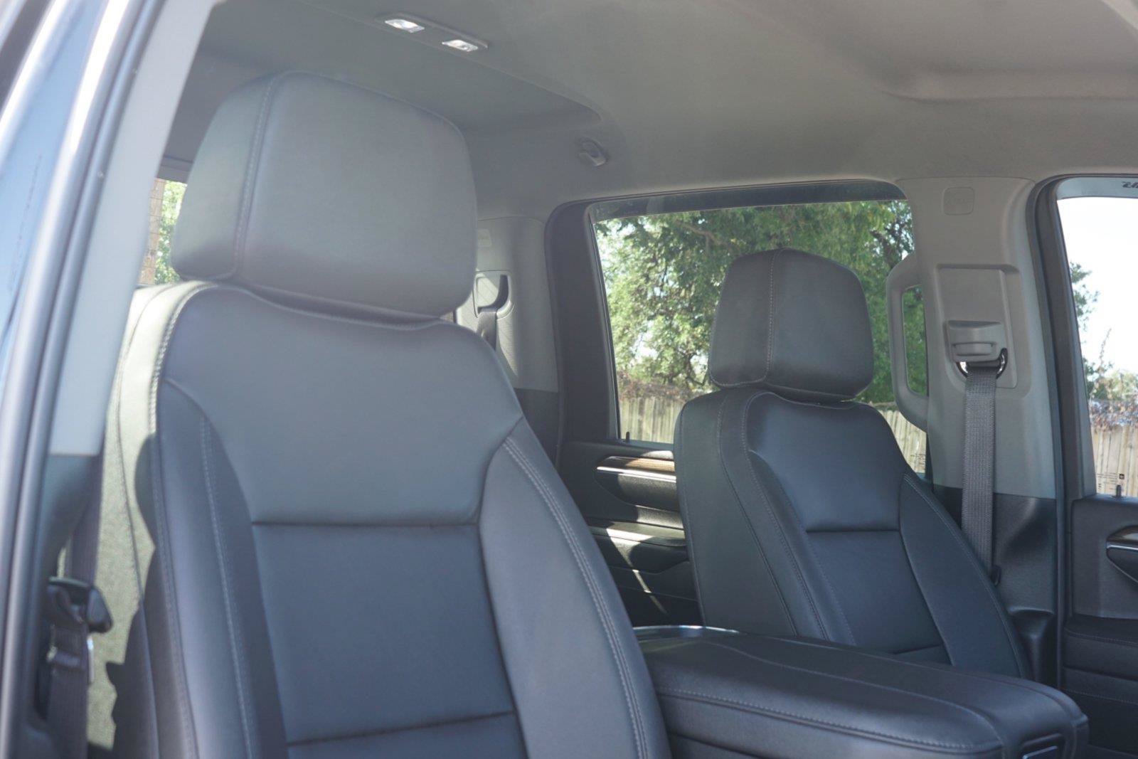 Used 2024 Chevrolet Silverado 2500 LT w/ Midnight Edition AWD/4WD image 28
