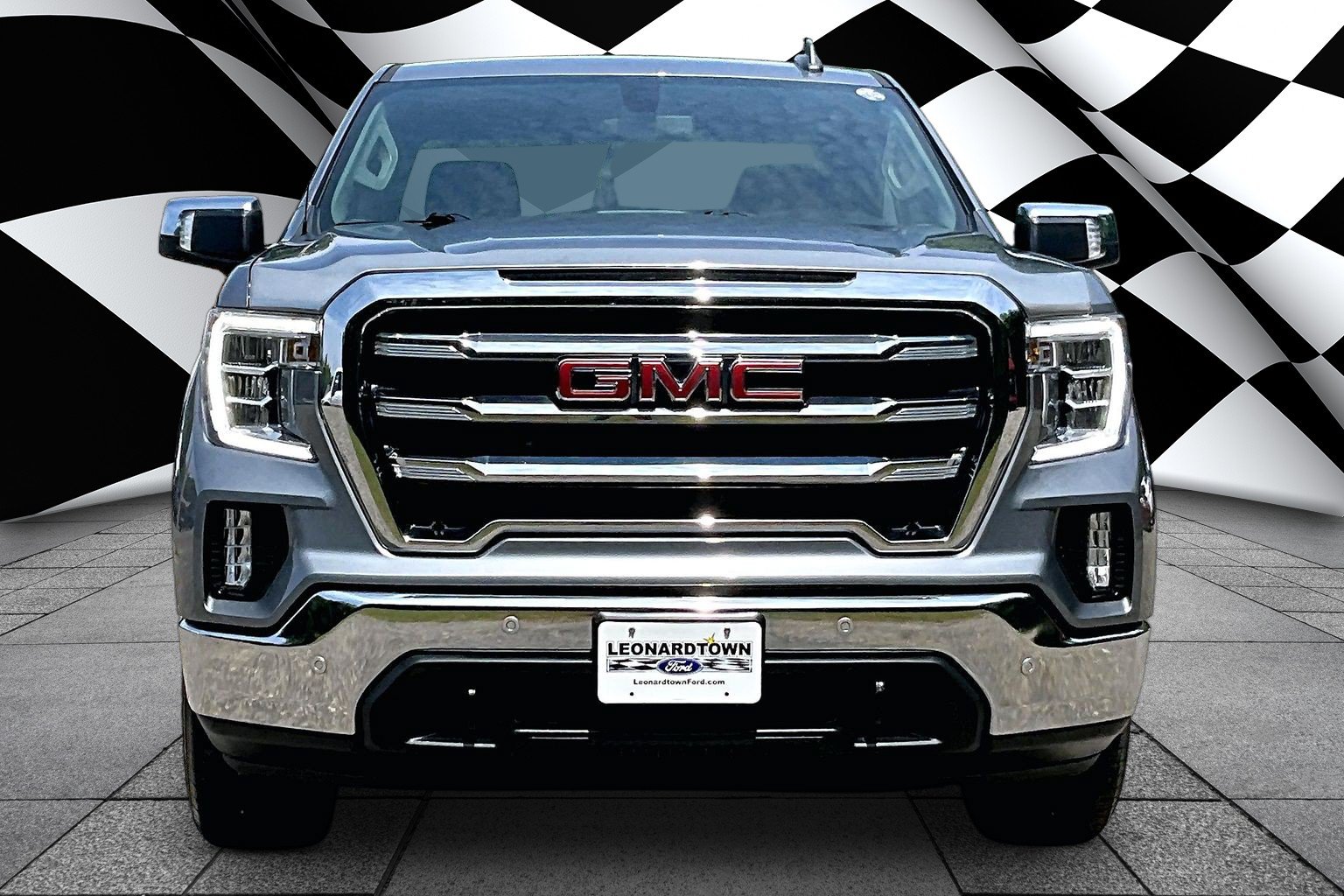 Used 2022 GMC Sierra 1500 SLE w/ Driver Alert Package I AWD/4WD image 3