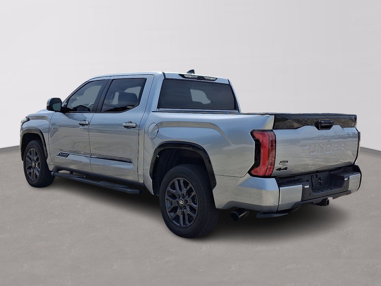 Used 2025 Toyota Tundra Platinum AWD/4WD image 4