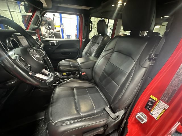 Used 2021 Jeep Wrangler Unlimited Sahara AWD/4WD image 17