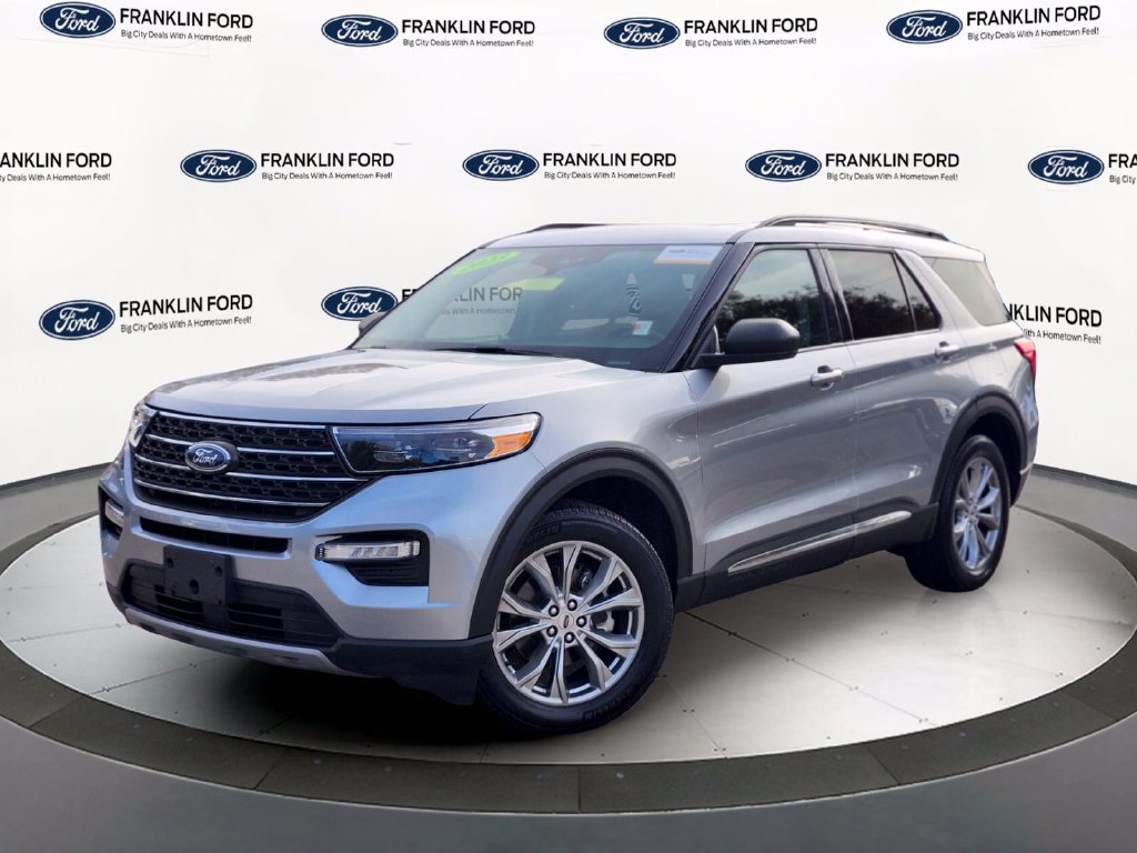 Certified 2023 Ford Explorer XLT w/ Equipment Group 202A