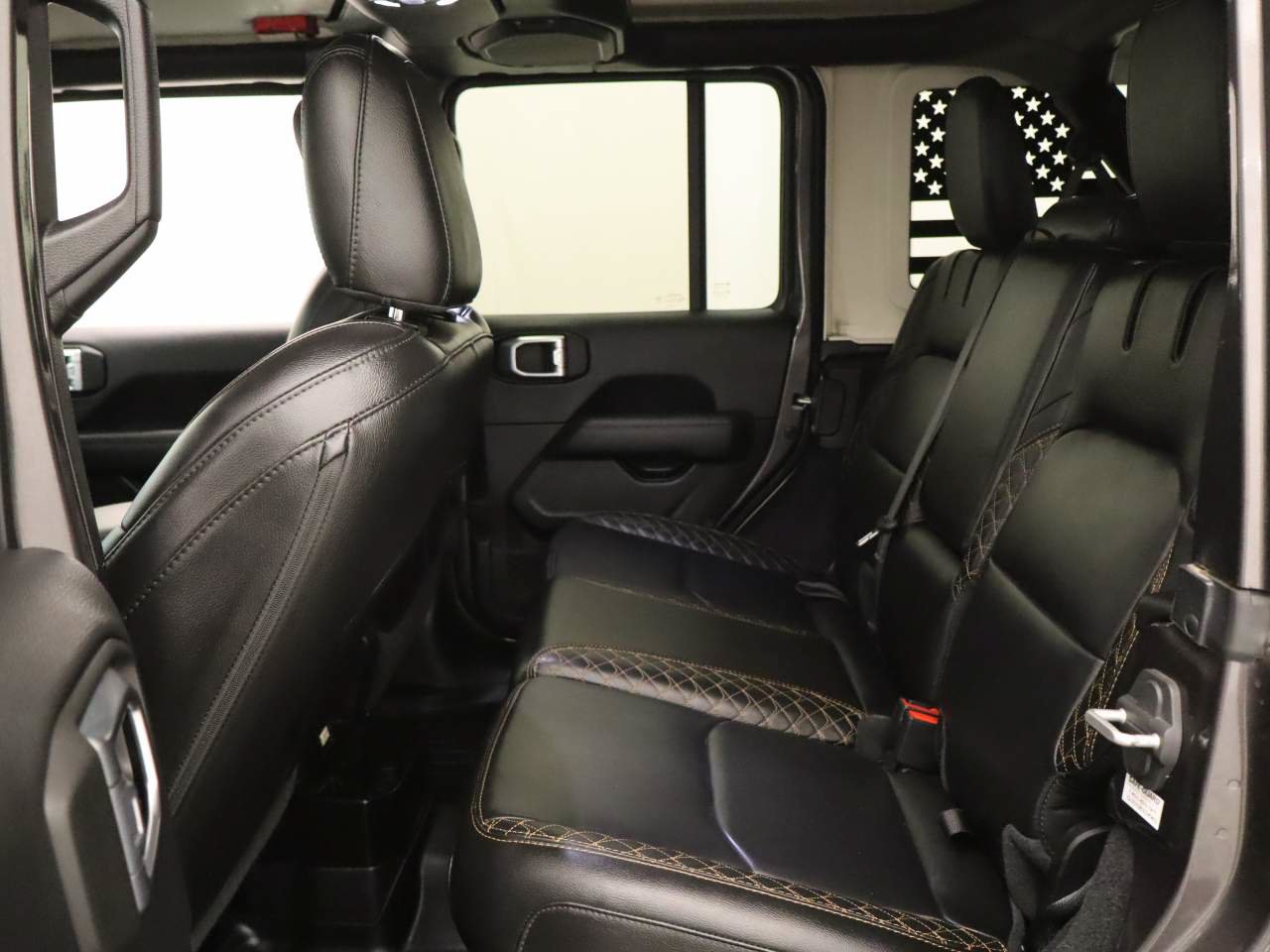Used 2021 Jeep Wrangler Unlimited Sahara AWD/4WD image 18