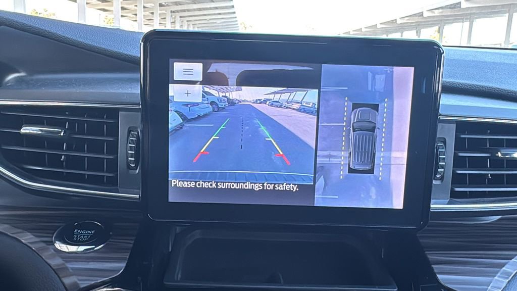 Certified 2022 Ford Explorer Limited w/ Hybrid Equipment Group 310A image 16