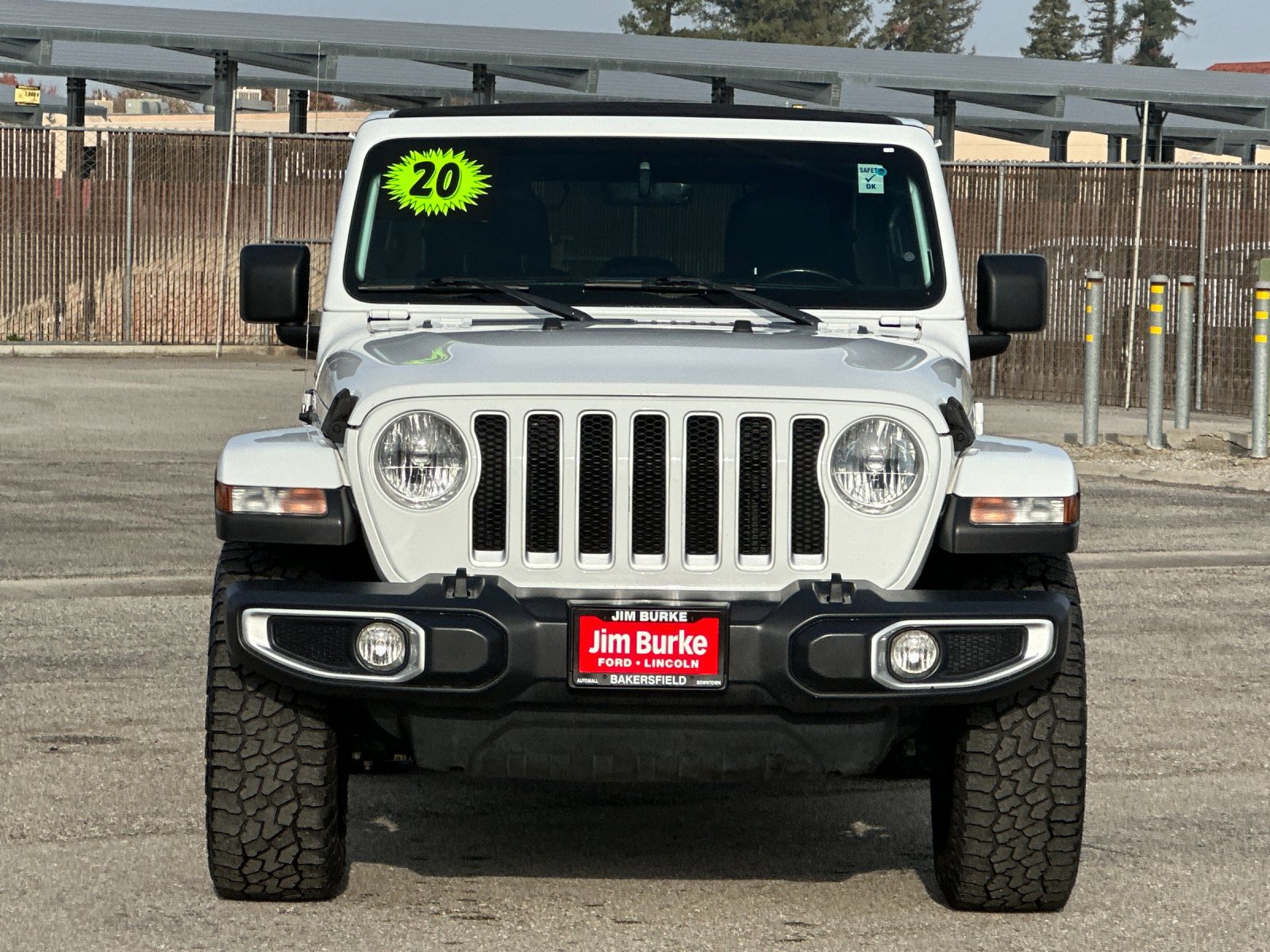 Used 2020 Jeep Wrangler Unlimited Sahara image 9