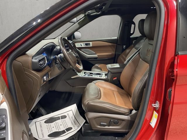Certified 2021 Ford Explorer King Ranch w/ Premium Technology Package AWD/4WD image 12