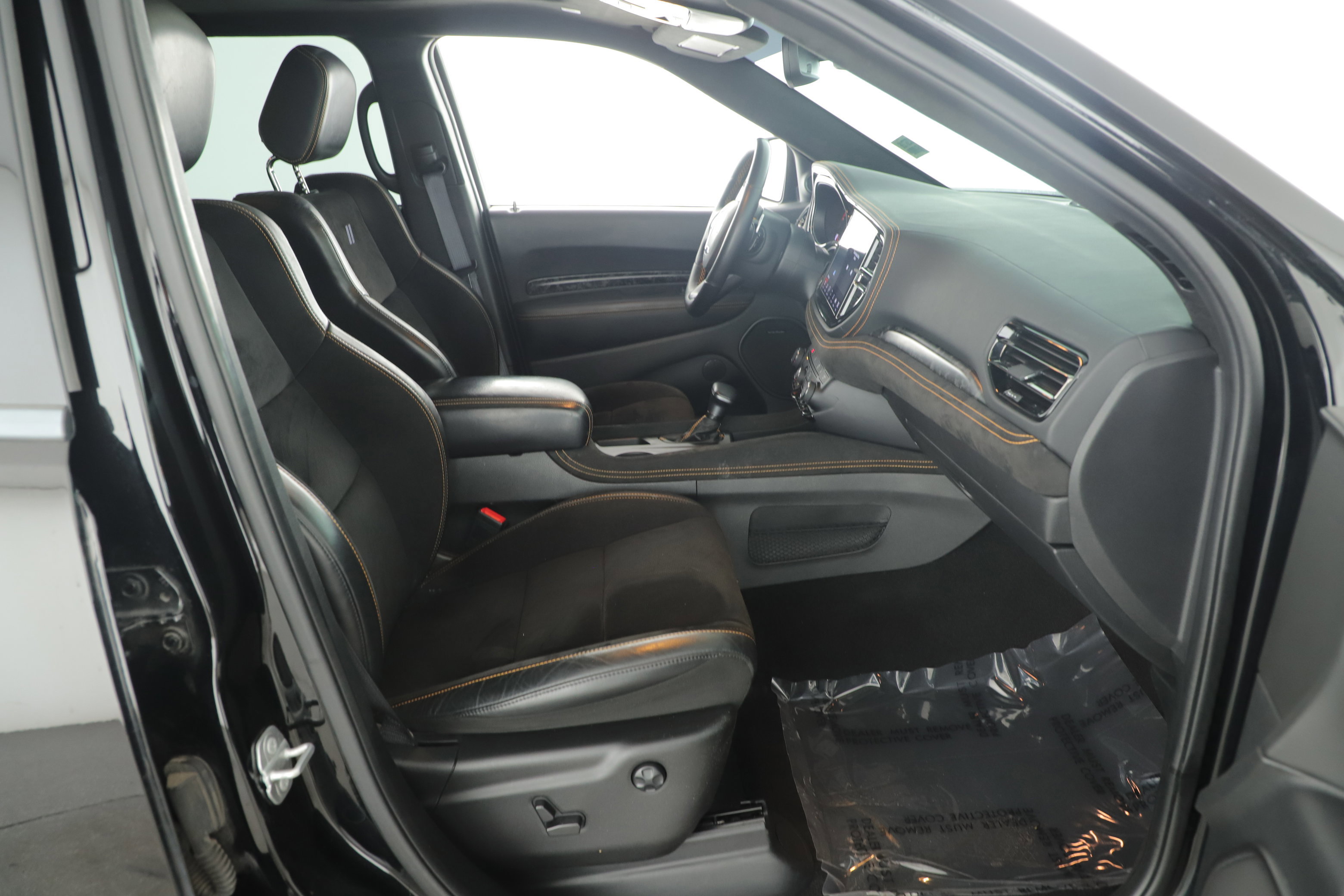 Used 2023 Dodge Durango R/T w/ Hemi Orange Plus Package image 15