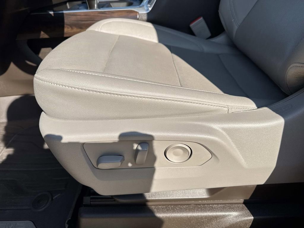 Used 2024 GMC Sierra 1500 SLT w/ SLT Premium Plus Package image 21