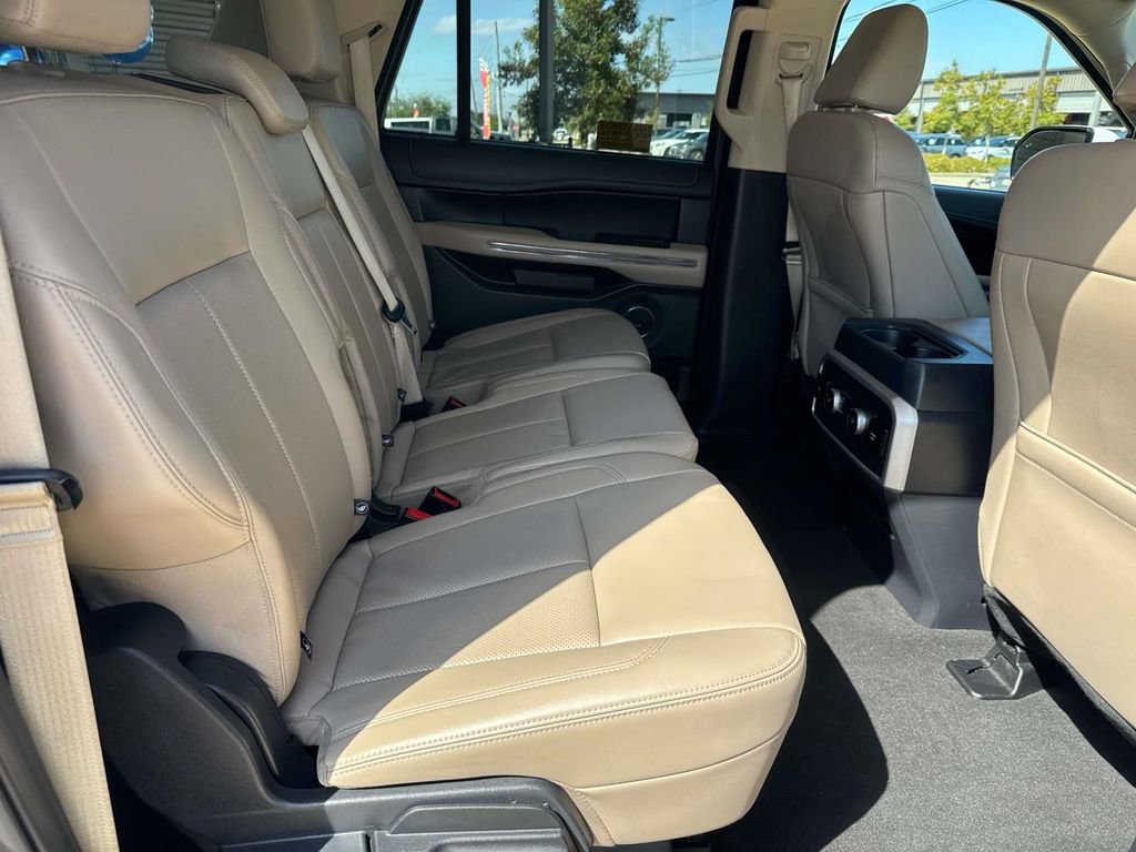 Certified 2024 Ford Expedition Max XLT image 13