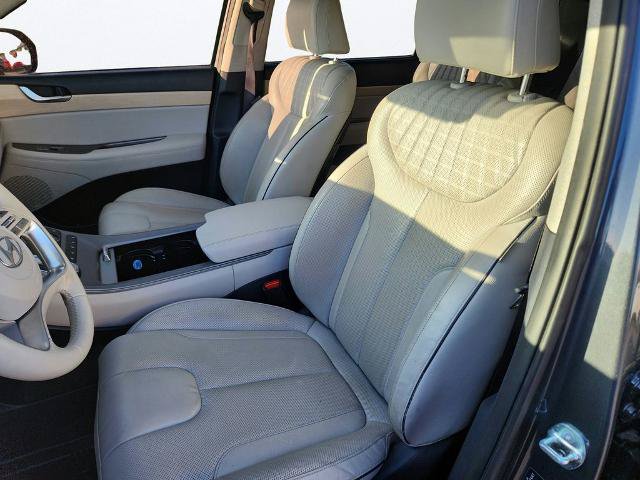 Used 2023 Hyundai Palisade Limited FWD image 10