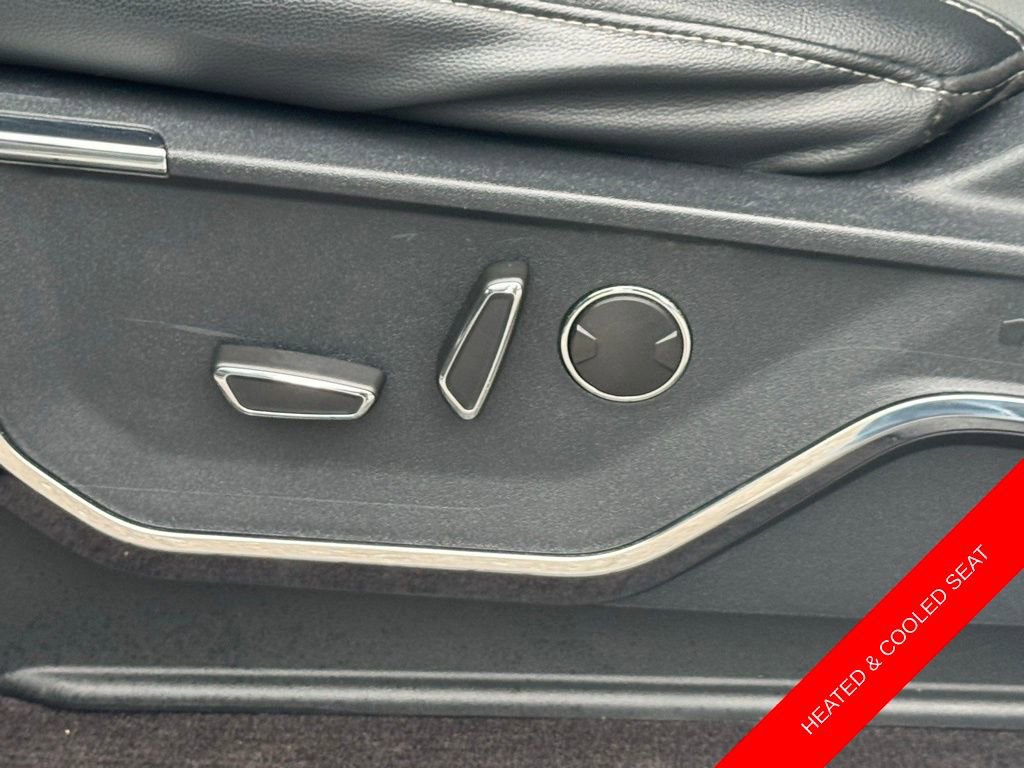 Certified 2022 Ford F150 Lariat w/ Equipment Group 502A High image 15