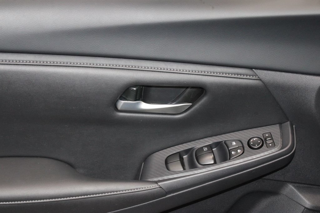 Used 2025 Nissan Sentra SV w/ Trunk Package FWD image 22
