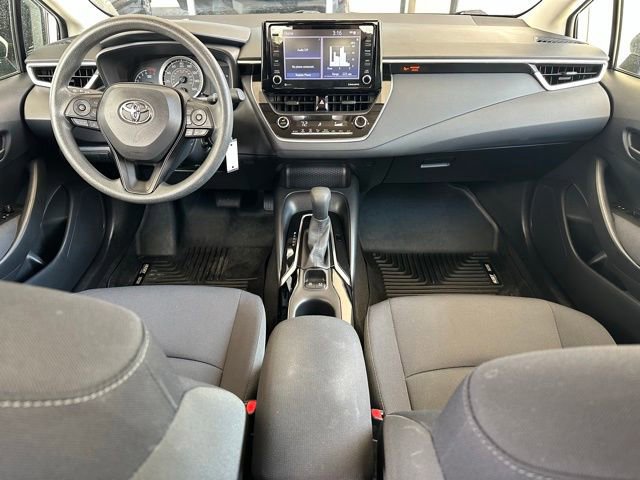 Used 2022 Toyota Corolla LE image 10