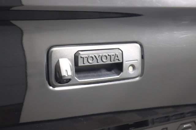 Used 2023 Toyota Tacoma TRD Off-Road AWD/4WD image 31