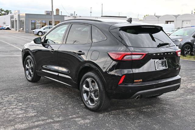Certified 2024 Ford Escape ST-Line w/ Tech Pack #1 AWD/4WD image 11