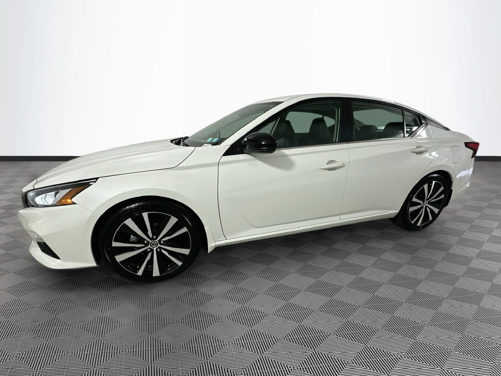 Used 2022 Nissan Altima 2.0 SR FWD image 6