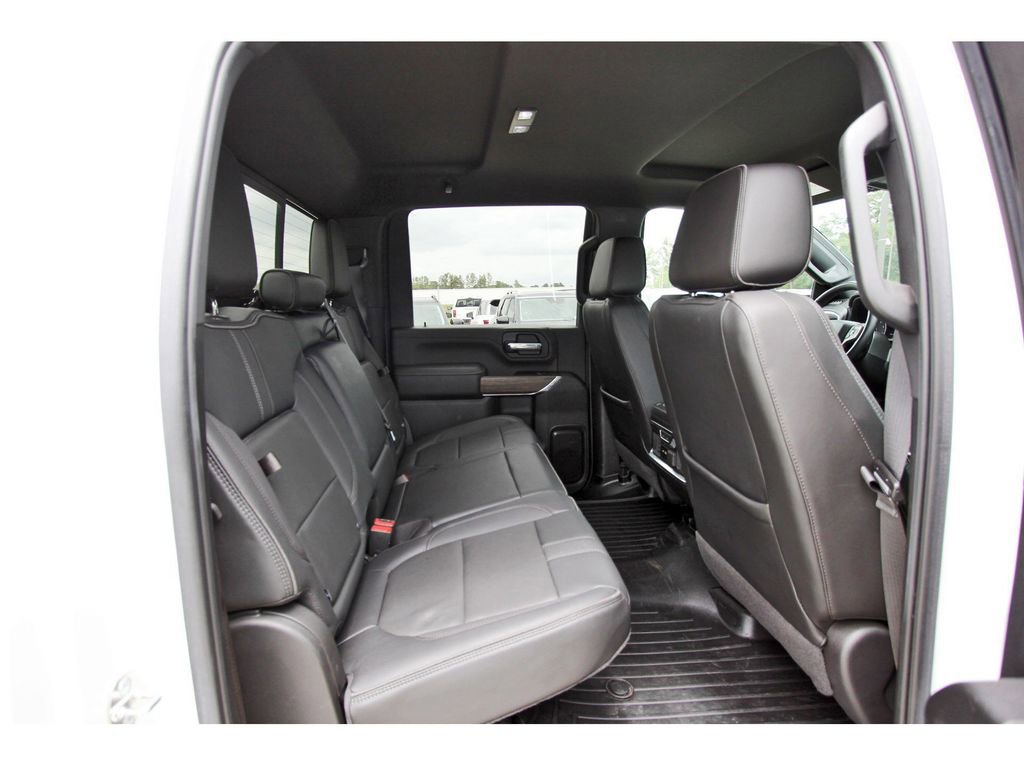 Used 2023 Chevrolet Silverado 2500 High Country w/ Technology Package AWD/4WD image 10