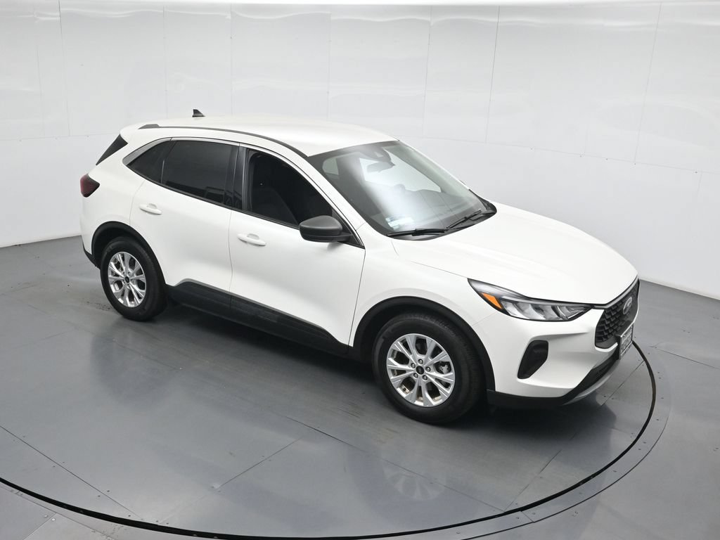 Certified 2023 Ford Escape Active FWD image 13