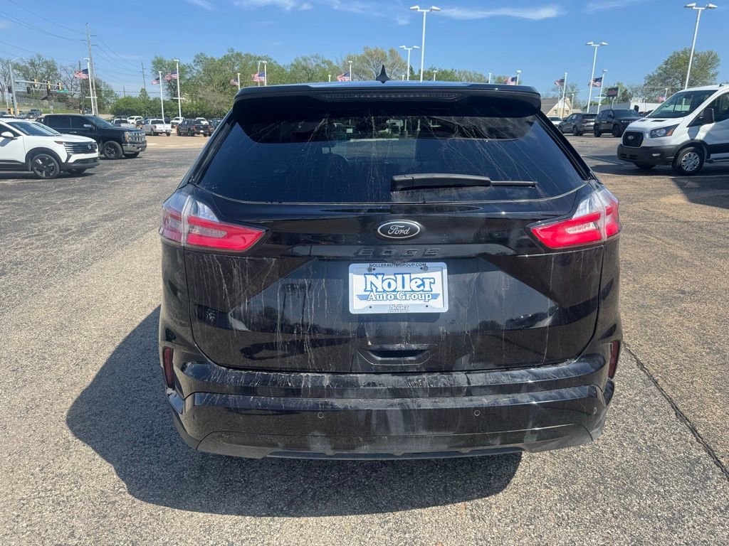 Certified 2024 Ford Edge ST-Line image 3