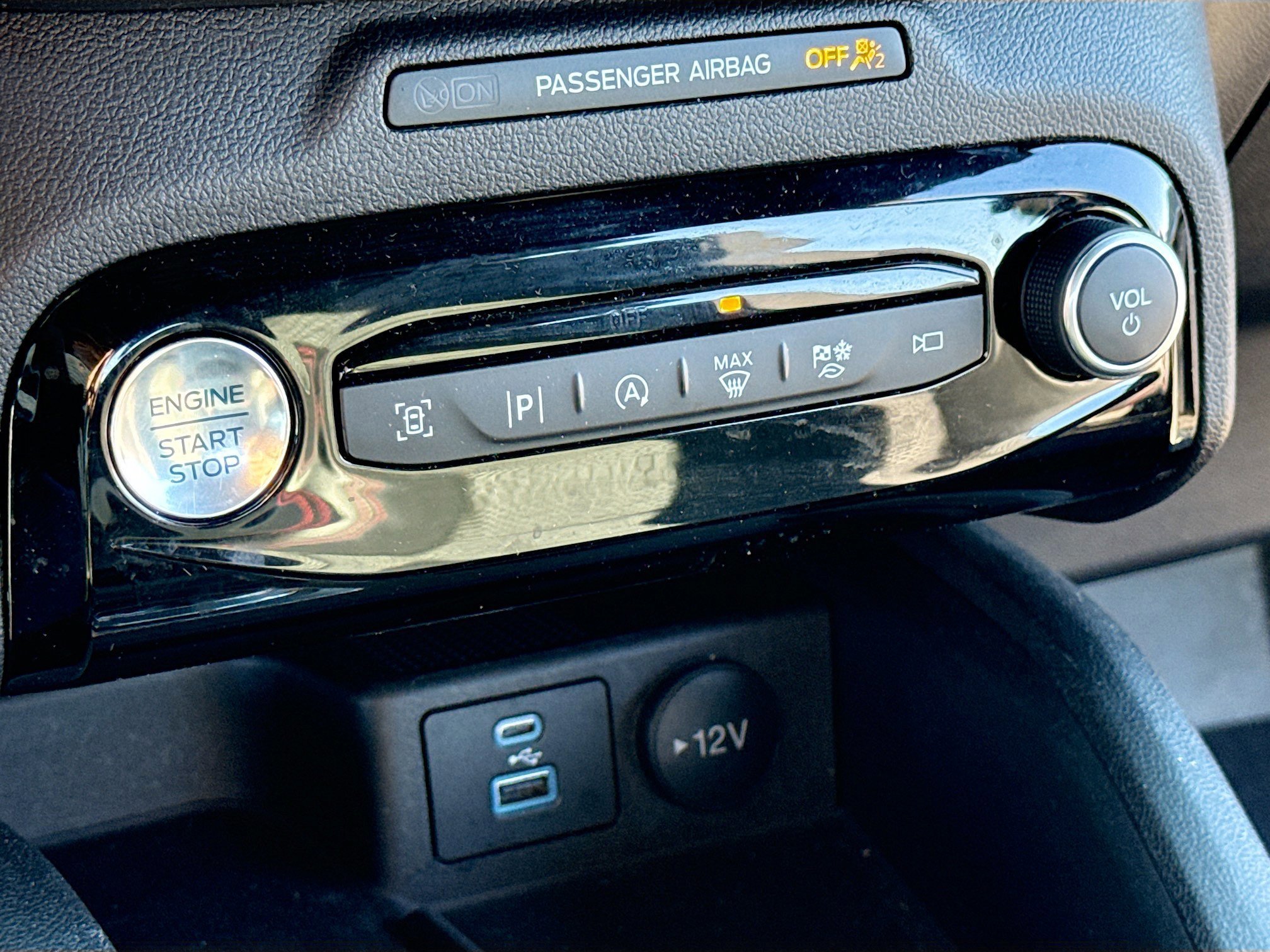 Certified 2023 Ford Escape ST-Line Elite image 13