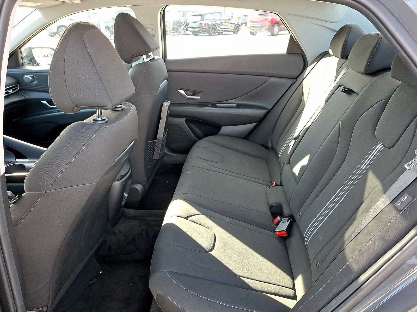 Used 2025 Hyundai Elantra SEL FWD image 9