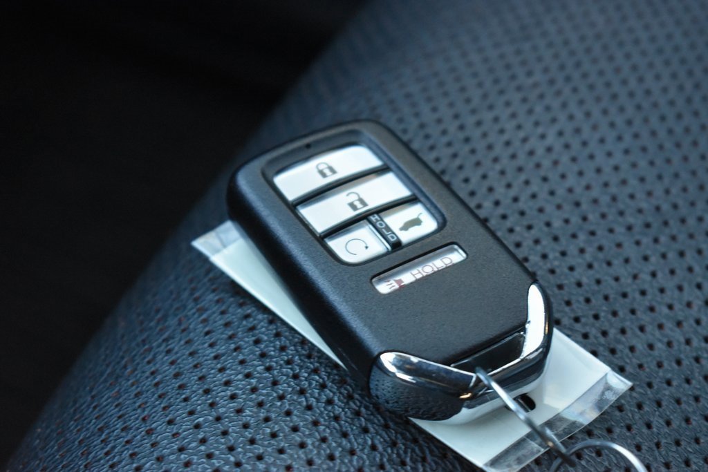 Used 2020 Honda Pilot Black Edition image 13