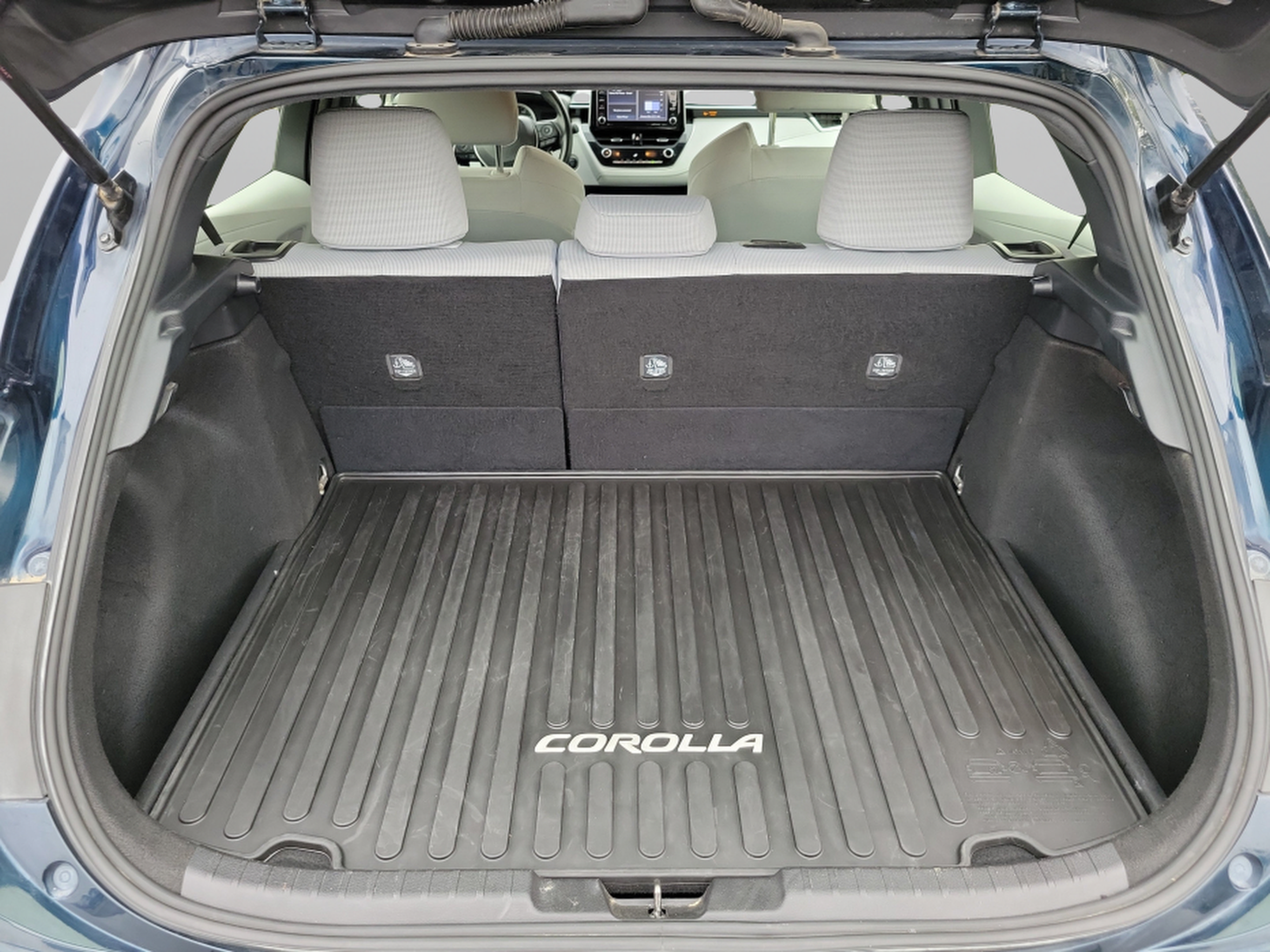 Used 2022 Toyota Corolla SE w/ SE Preferred Package FWD image 7