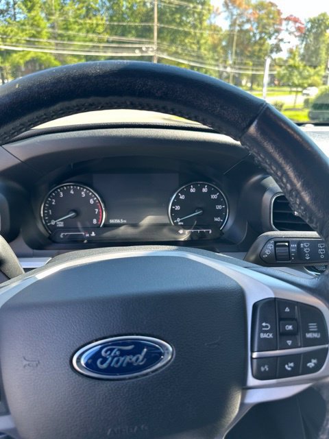 Certified 2021 Ford Explorer XLT w/ Equipment Group 202A AWD/4WD image 9