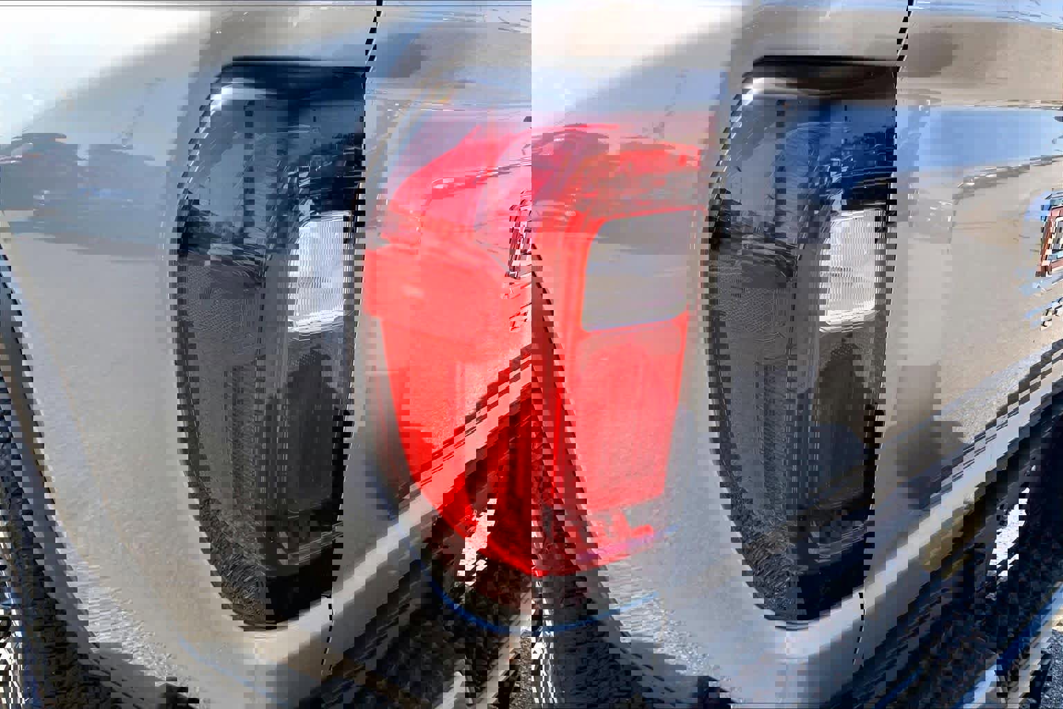 Used 2024 GMC Canyon AT4 w/ Canyon Safety Plus Package image 27