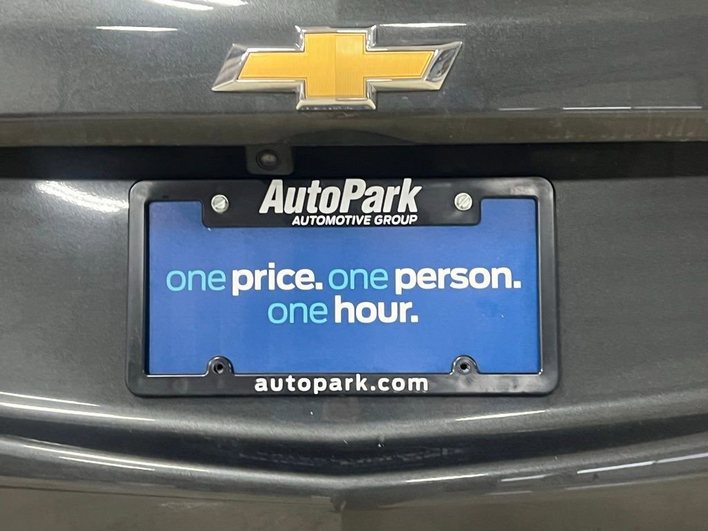 Used 2021 Chevrolet Equinox LT w/ Driver Convenience Package image 13