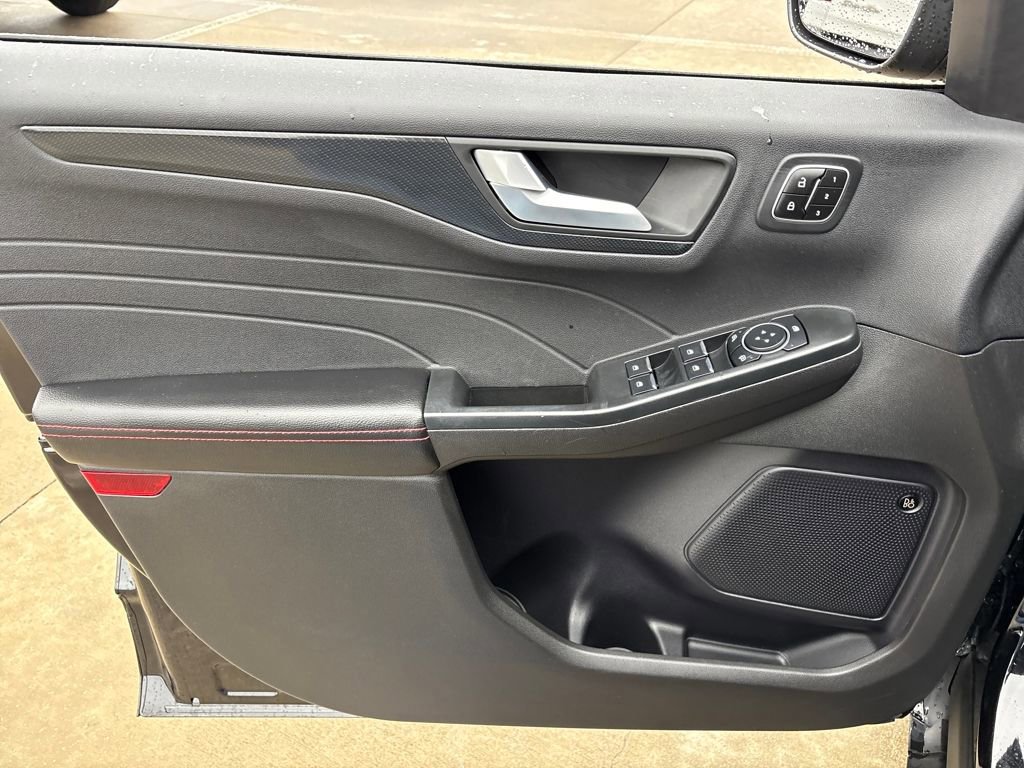 Certified 2023 Ford Escape ST-Line Elite w/ Premium Technology Package image 16