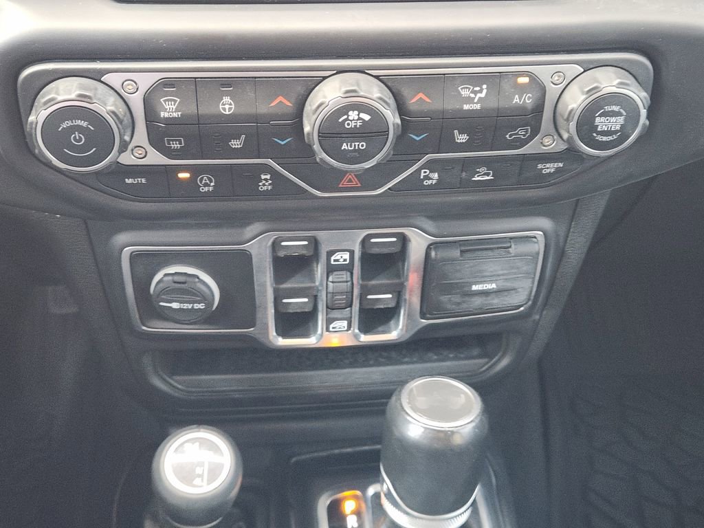 Used 2021 Jeep Wrangler Unlimited Sahara image 18