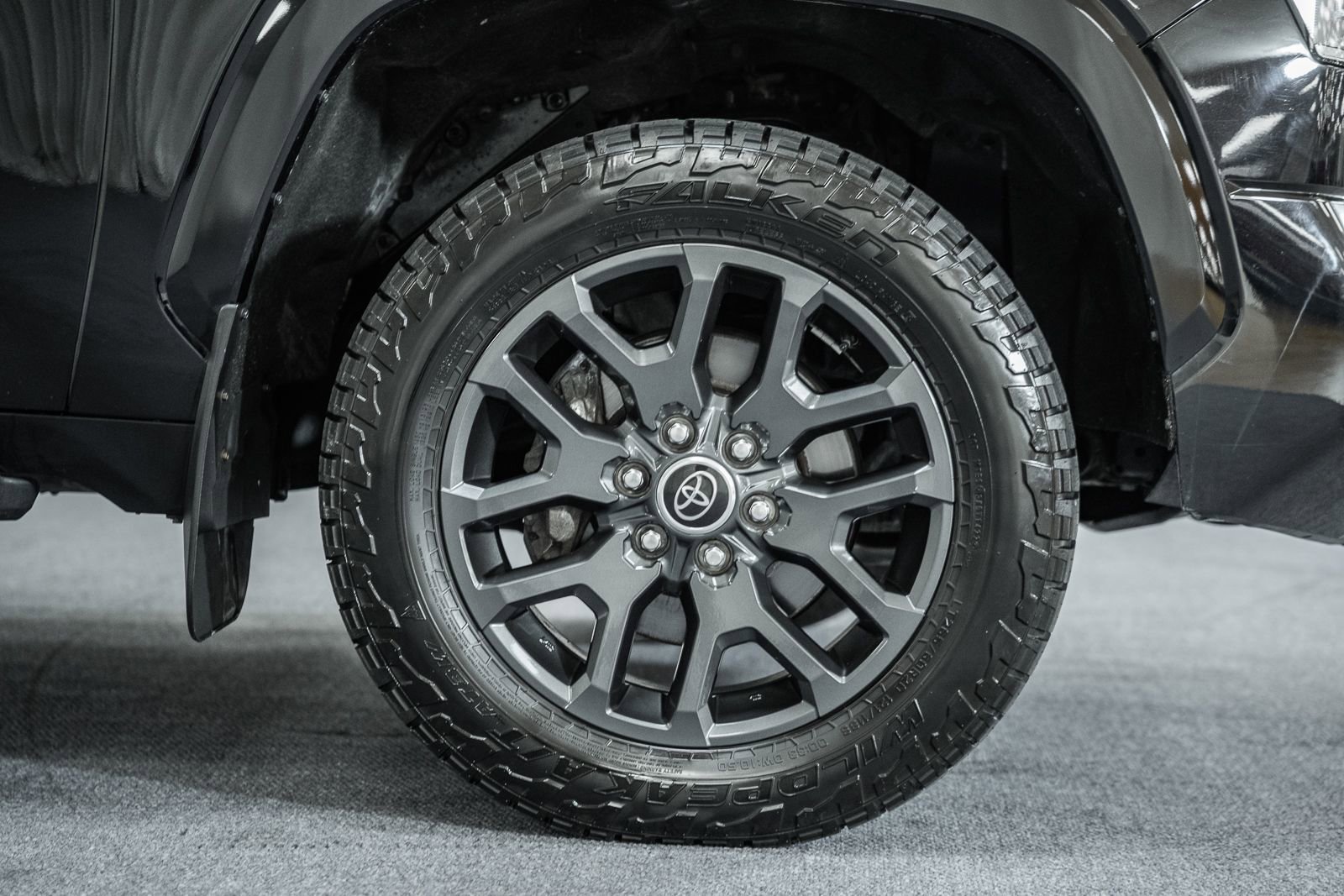 Used 2023 Toyota Tundra Platinum image 17