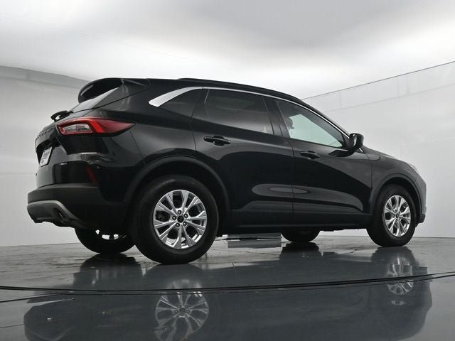 Certified 2023 Ford Escape Active AWD/4WD image 41