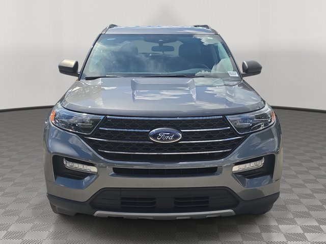 Certified 2023 Ford Explorer XLT w/ Equipment Group 202A RWD image 2