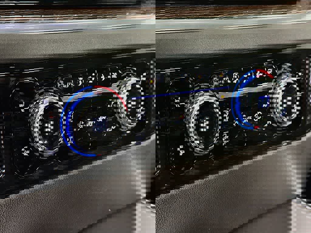 Used 2022 GMC Sierra 1500 Elevation w/ Elevation Premium Package image 21