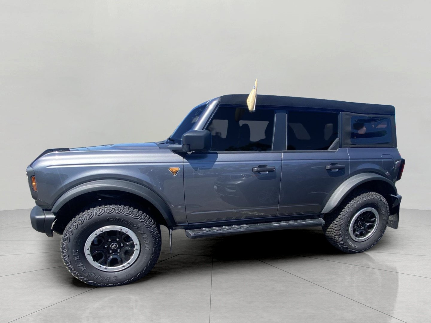 Certified 2023 Ford Bronco Badlands w/ Sasquatch Package AWD/4WD image 7